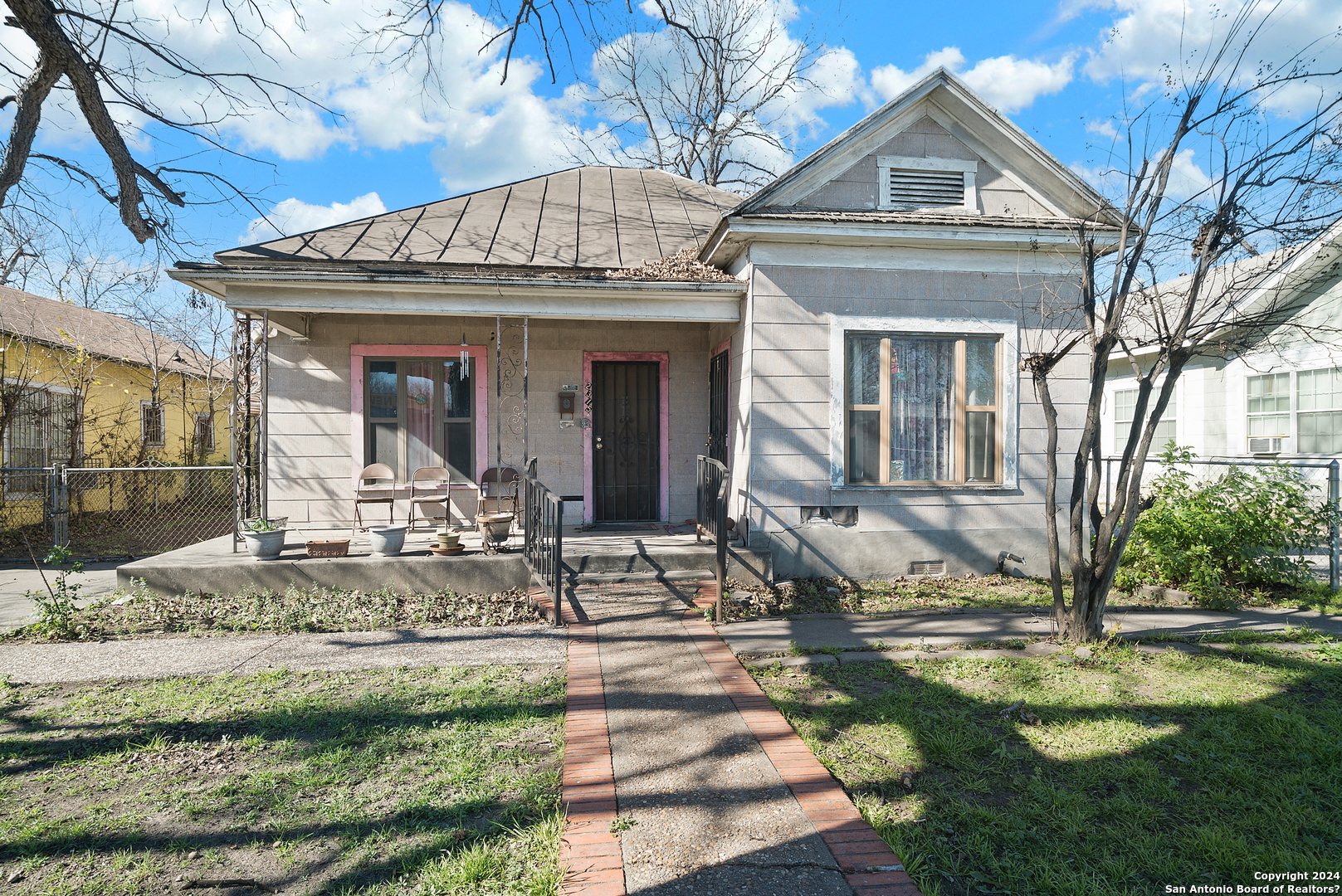 2315 S Zarzamora Street San Antonio TX 78207