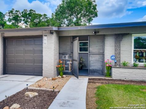 4215 Eisenhauer Road San Antonio TX 78218