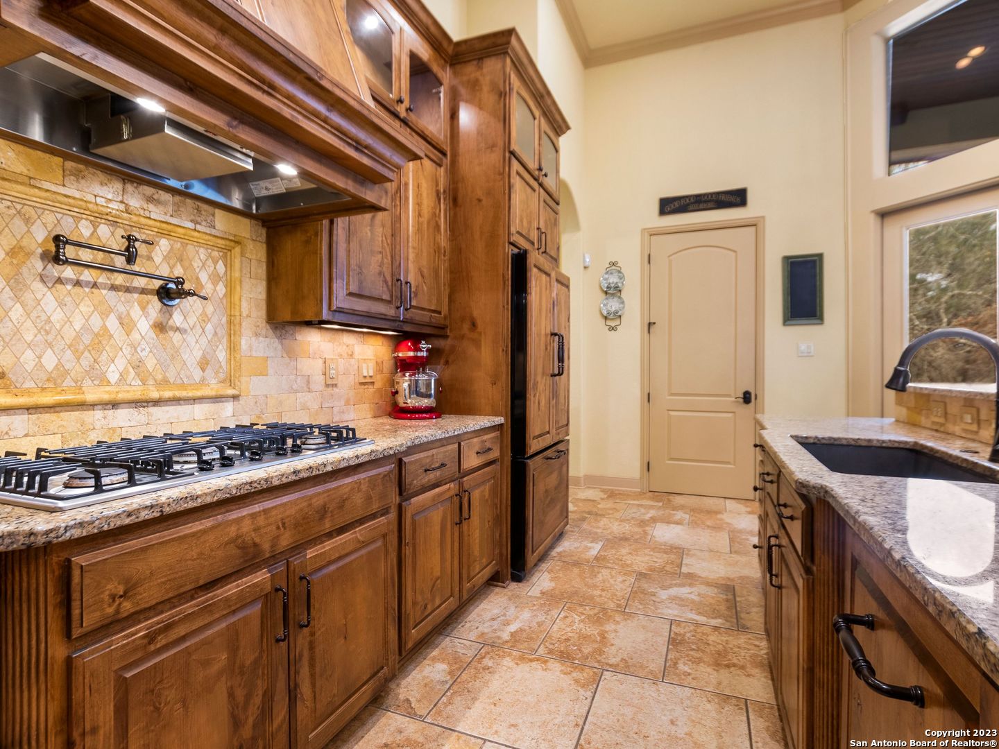 8203 San Fidel Way San Antonio TX 78255