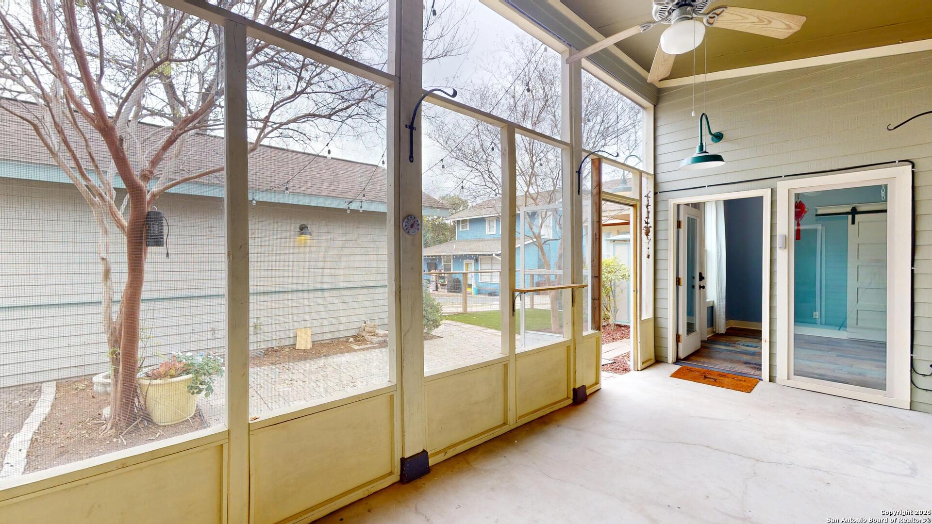 819 W French Place San Antonio TX 78212