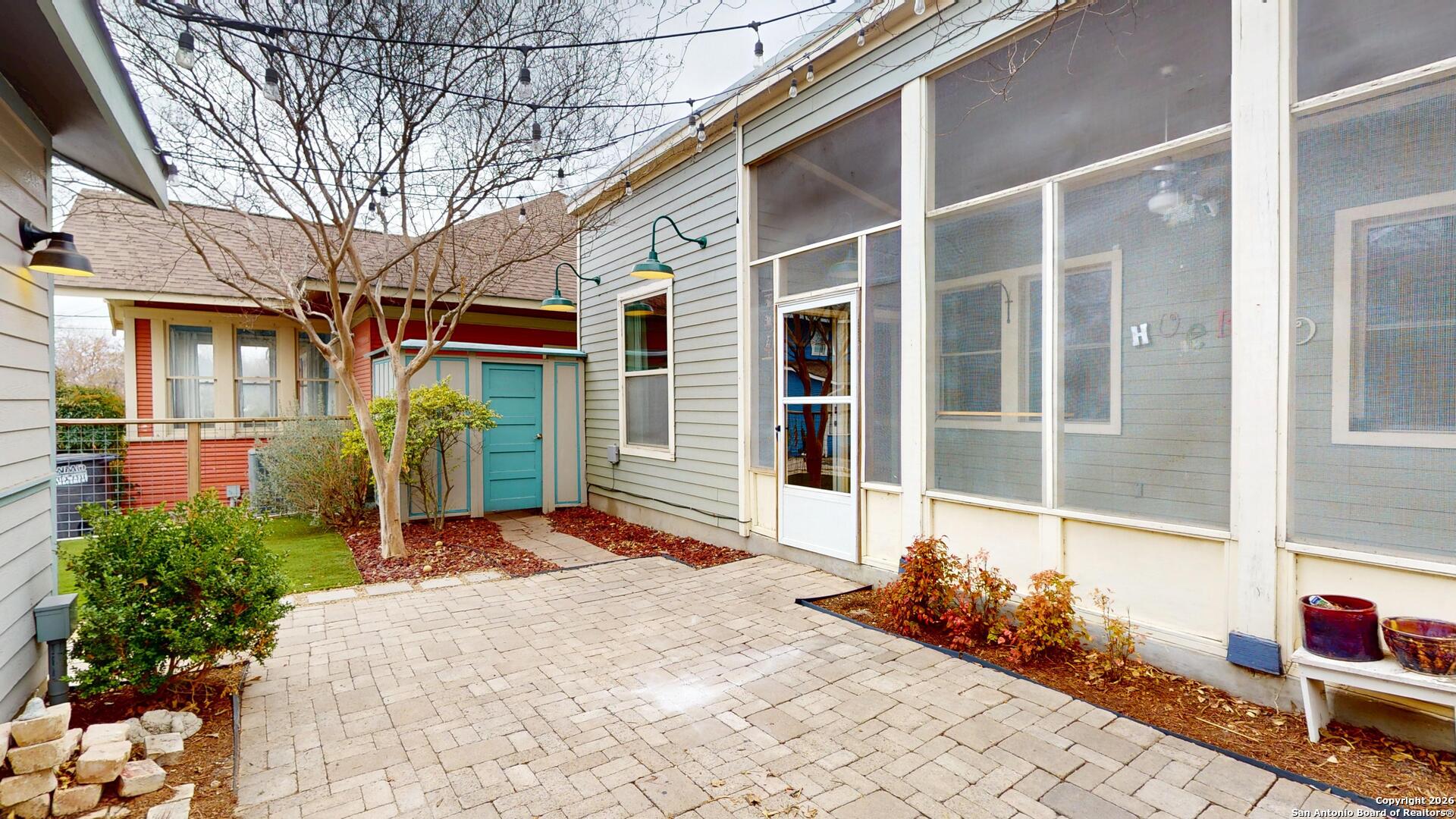 819 W French Place San Antonio TX 78212