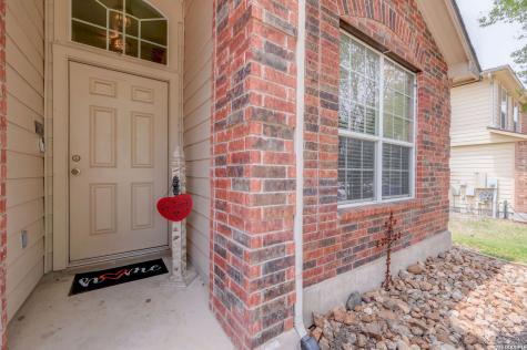720 Hollow Ridge Schertz TX 78154