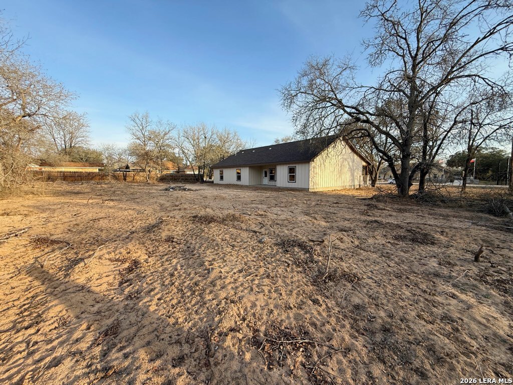 48 Grey Fox Poteet TX 78065