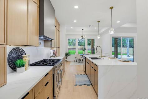 112 River View Drive Boerne TX 78006