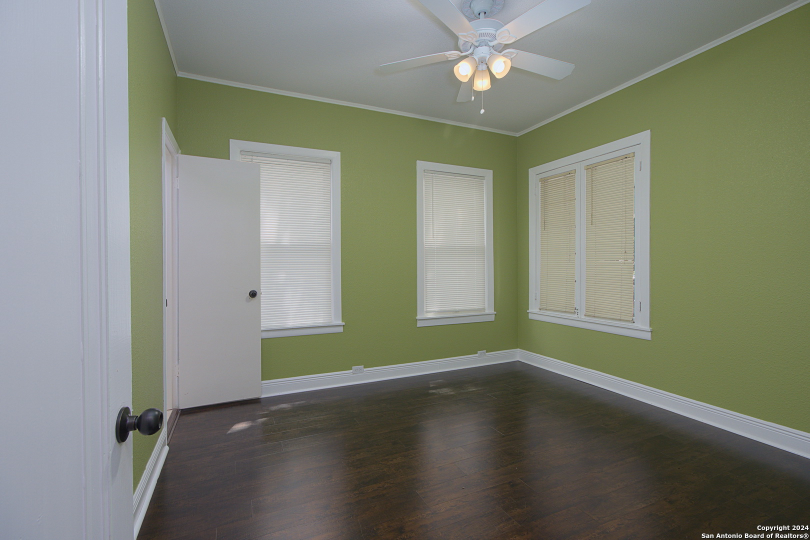 261 E Rosewood Avenue San Antonio TX 78212