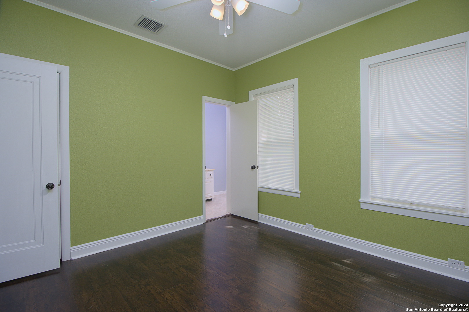 261 E Rosewood Avenue San Antonio TX 78212