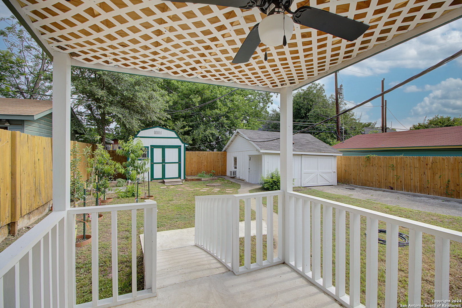 261 E Rosewood Avenue San Antonio TX 78212