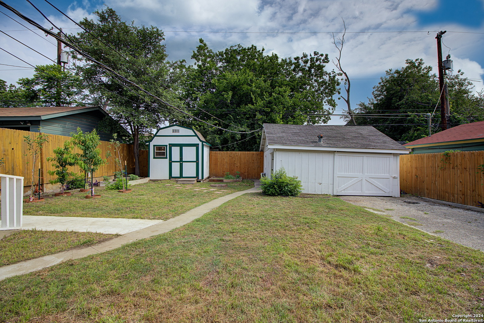 261 E Rosewood Avenue San Antonio TX 78212