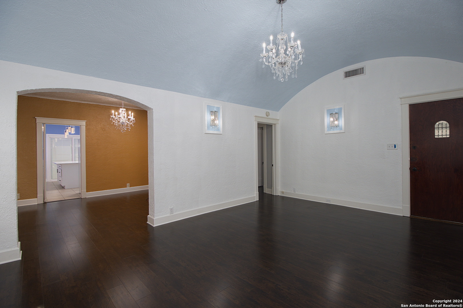 261 E Rosewood Avenue San Antonio TX 78212
