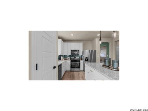 15523 Bonnethead Road San Antonio TX 78245
