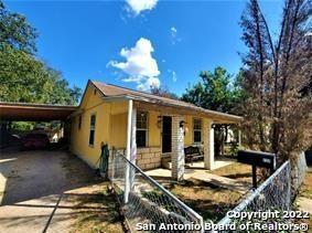 717 S Saunders Street Seguin TX 78155