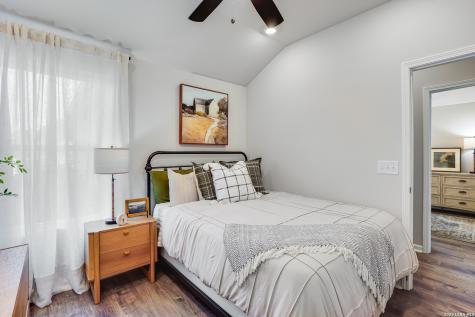 5706 Falcon Point San Antonio TX 78222