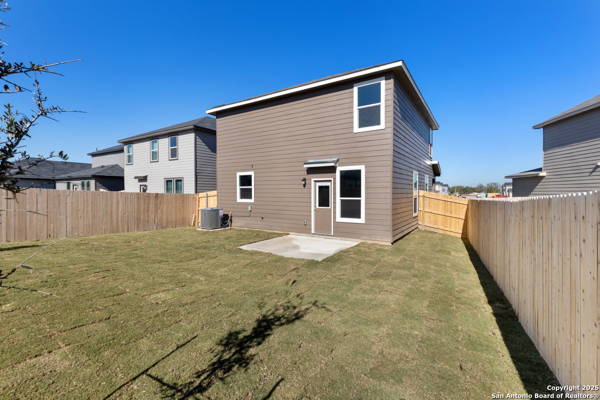822 Bifurcate Bend San Antonio TX 78221