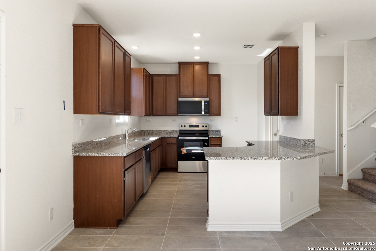 822 Bifurcate Bend San Antonio TX 78221