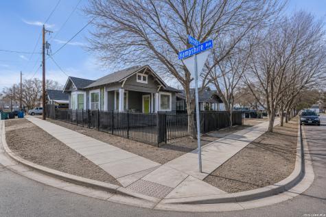 430 Hampshire Avenue San Antonio TX 78210