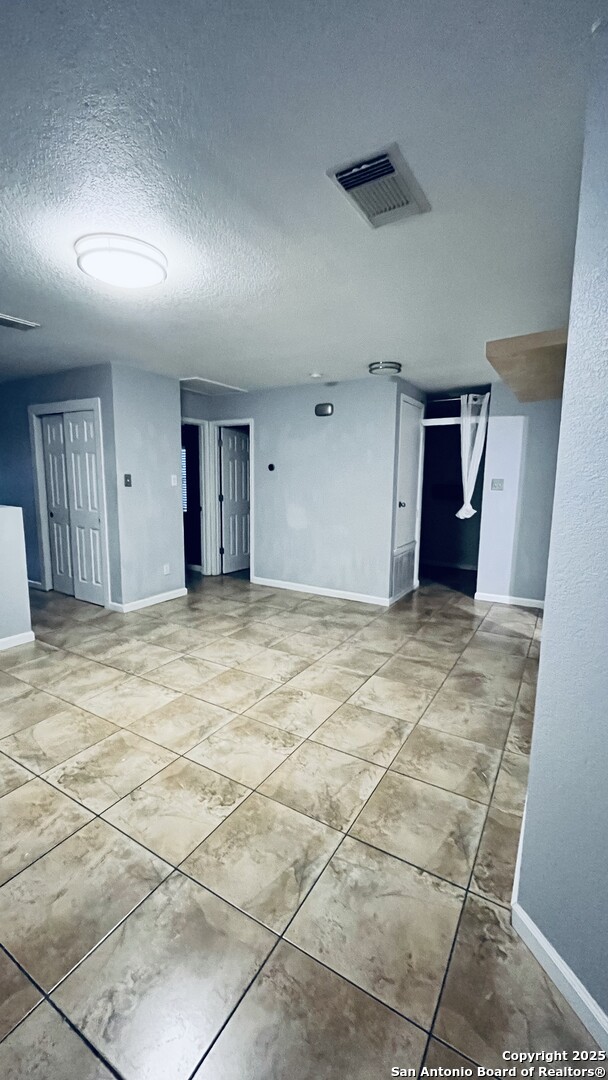 10302 Shady Meadows San Antonio TX 78245
