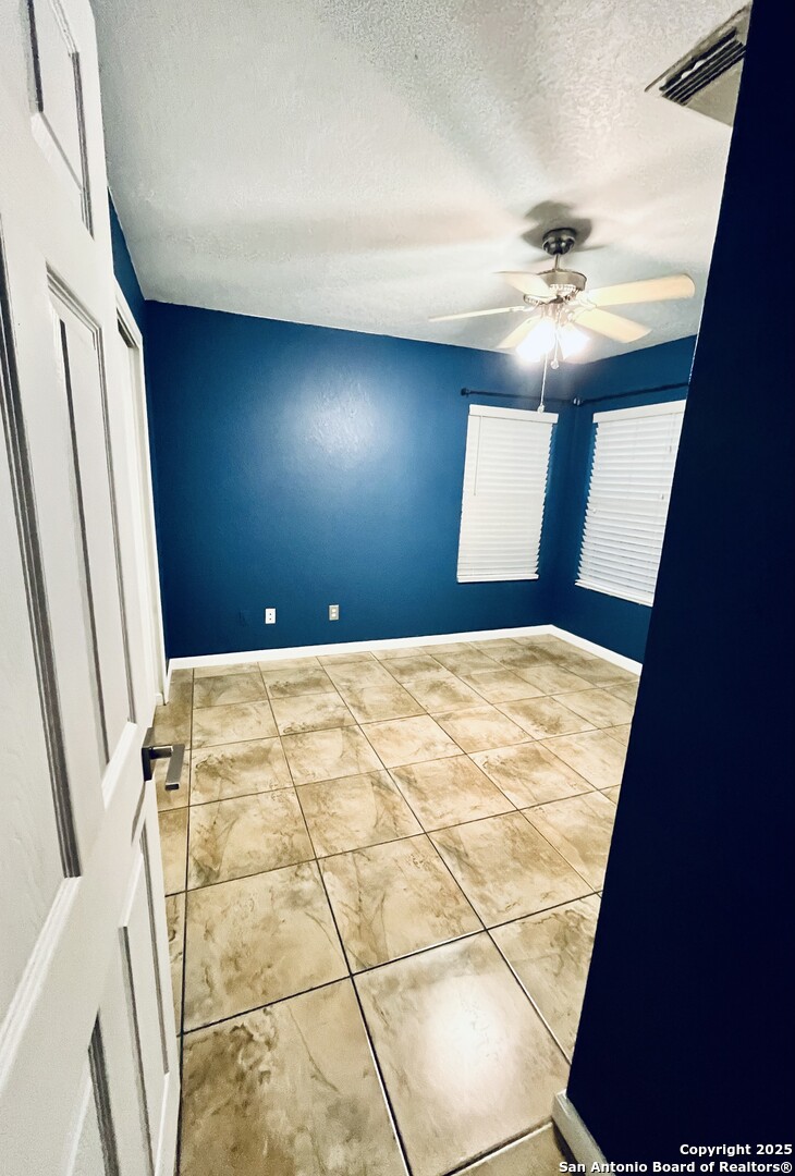 10302 Shady Meadows San Antonio TX 78245