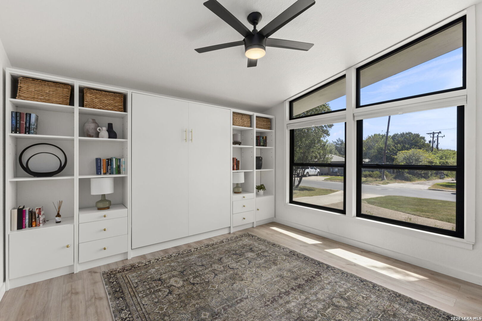 504 S Vandiver Terrell Hills TX 78209