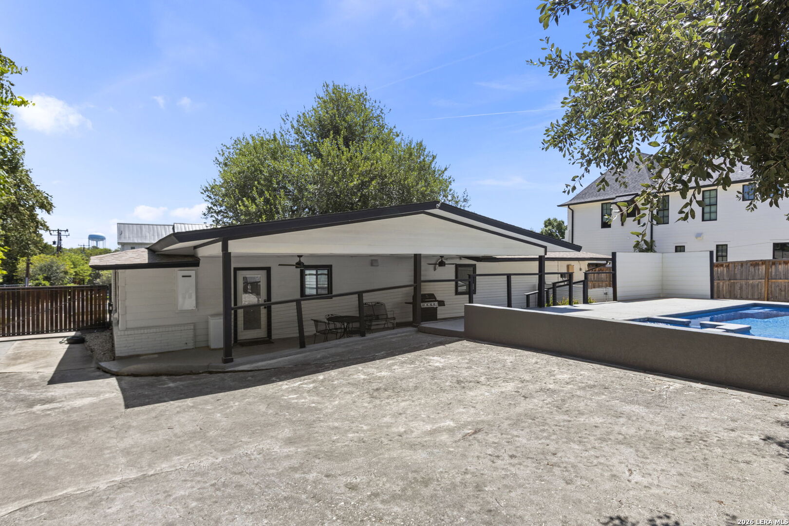 504 S Vandiver Terrell Hills TX 78209
