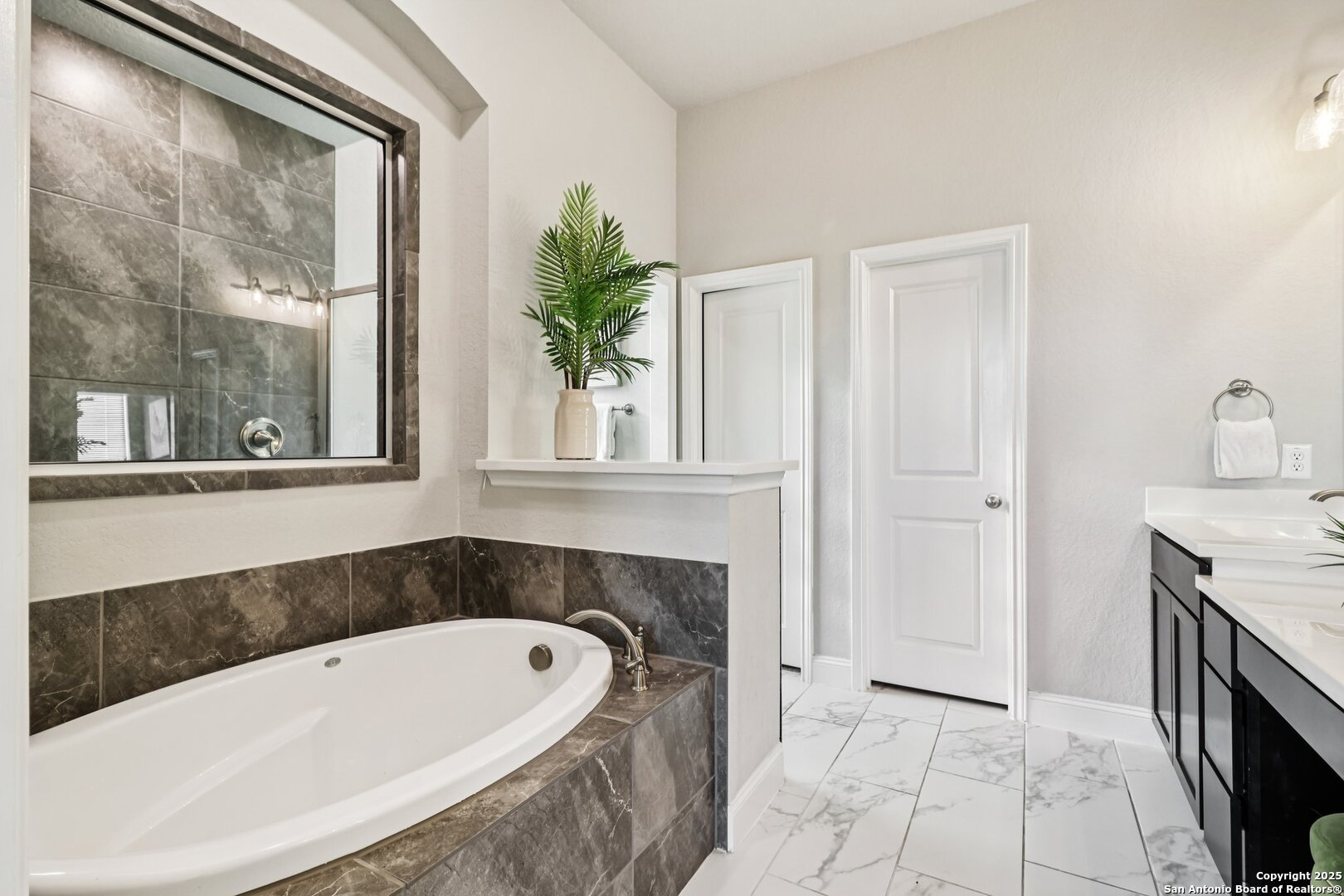 32140 Mustang Hill Bulverde TX 78163