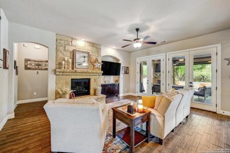 101 La Rosa Drive Blanco TX 78606