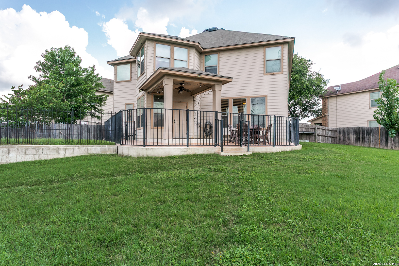10801 Fox Crest Live Oak TX 78233