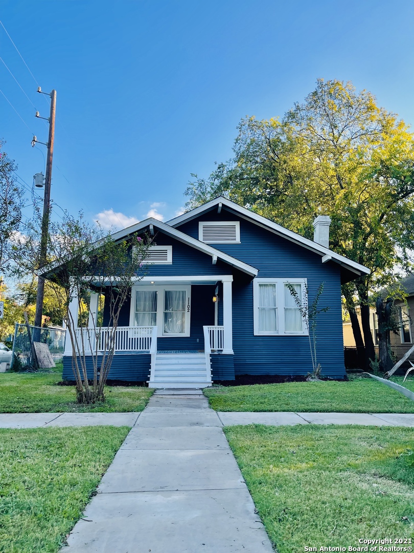 1102 W Summit Avenue San Antonio TX 78201
