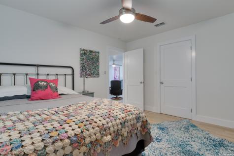 109 Hilltop Drive E Kerrville TX 78028