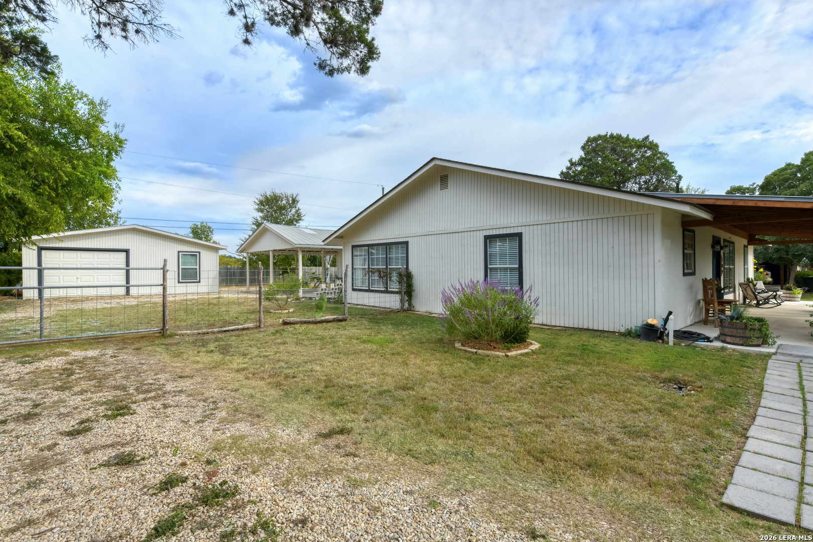 109 Hilltop Drive E Kerrville TX 78028