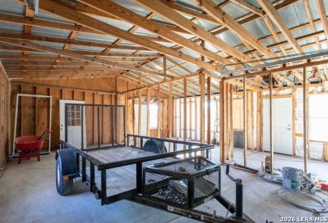 109 Hilltop Drive E Kerrville TX 78028