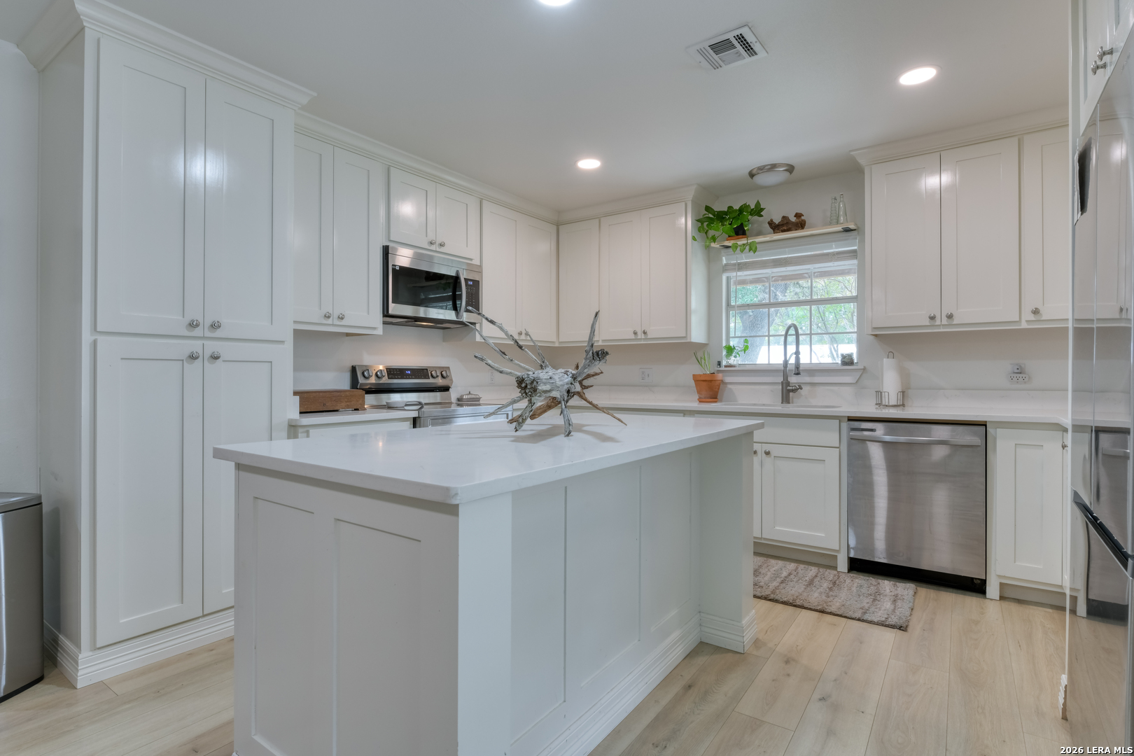 109 Hilltop Drive E Kerrville TX 78028