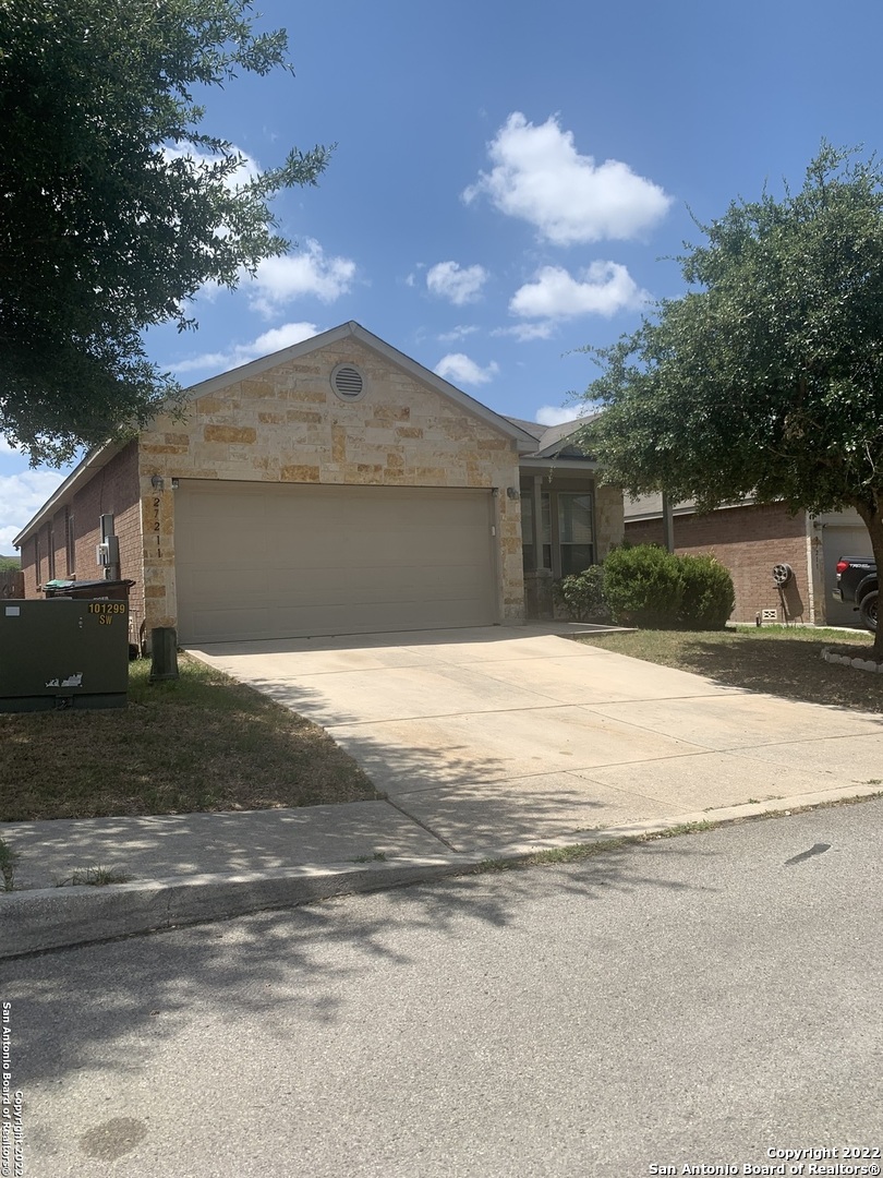 27211 Lasso Bend San Antonio TX 78260