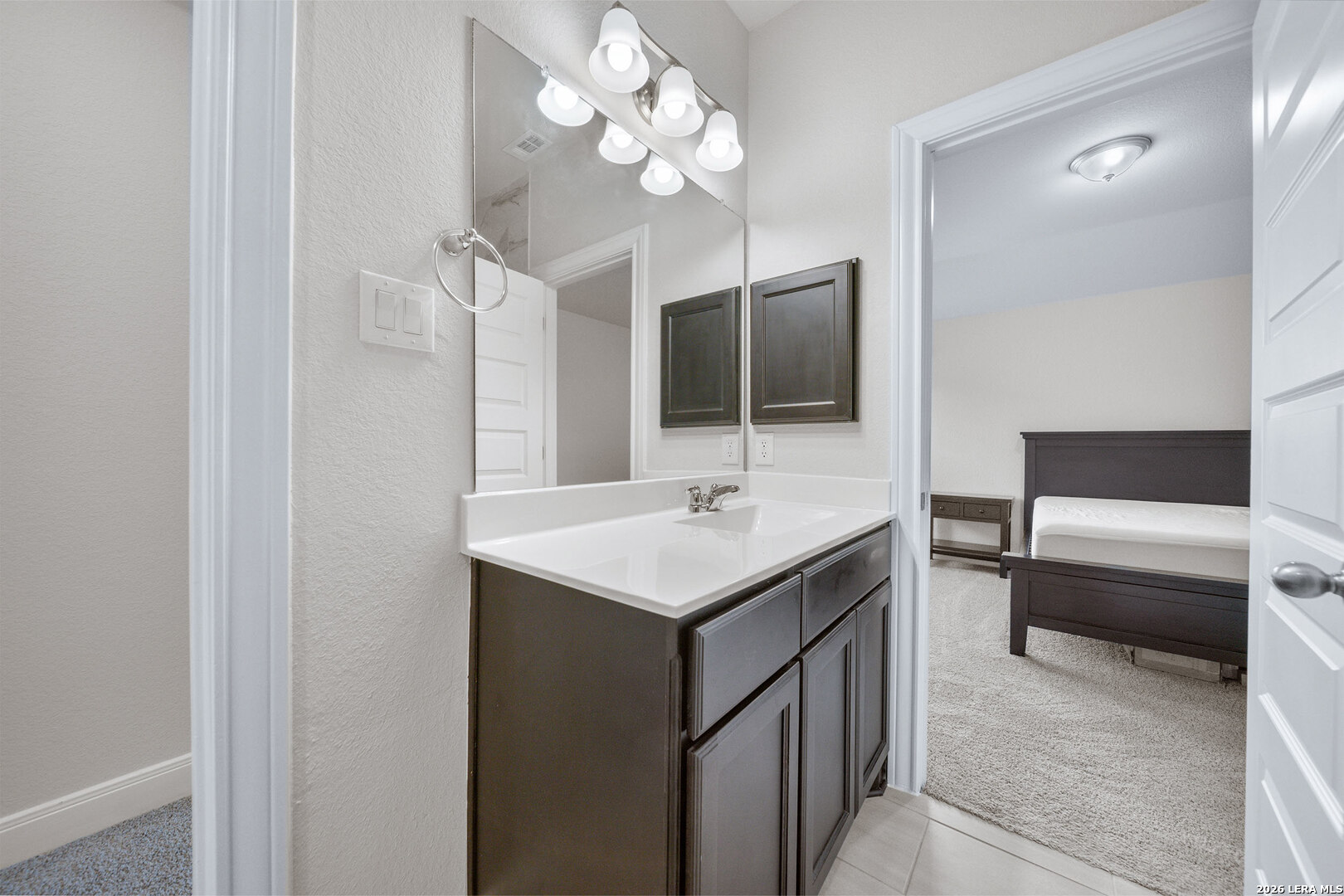 309 Valiant Valley Cibolo TX 78108