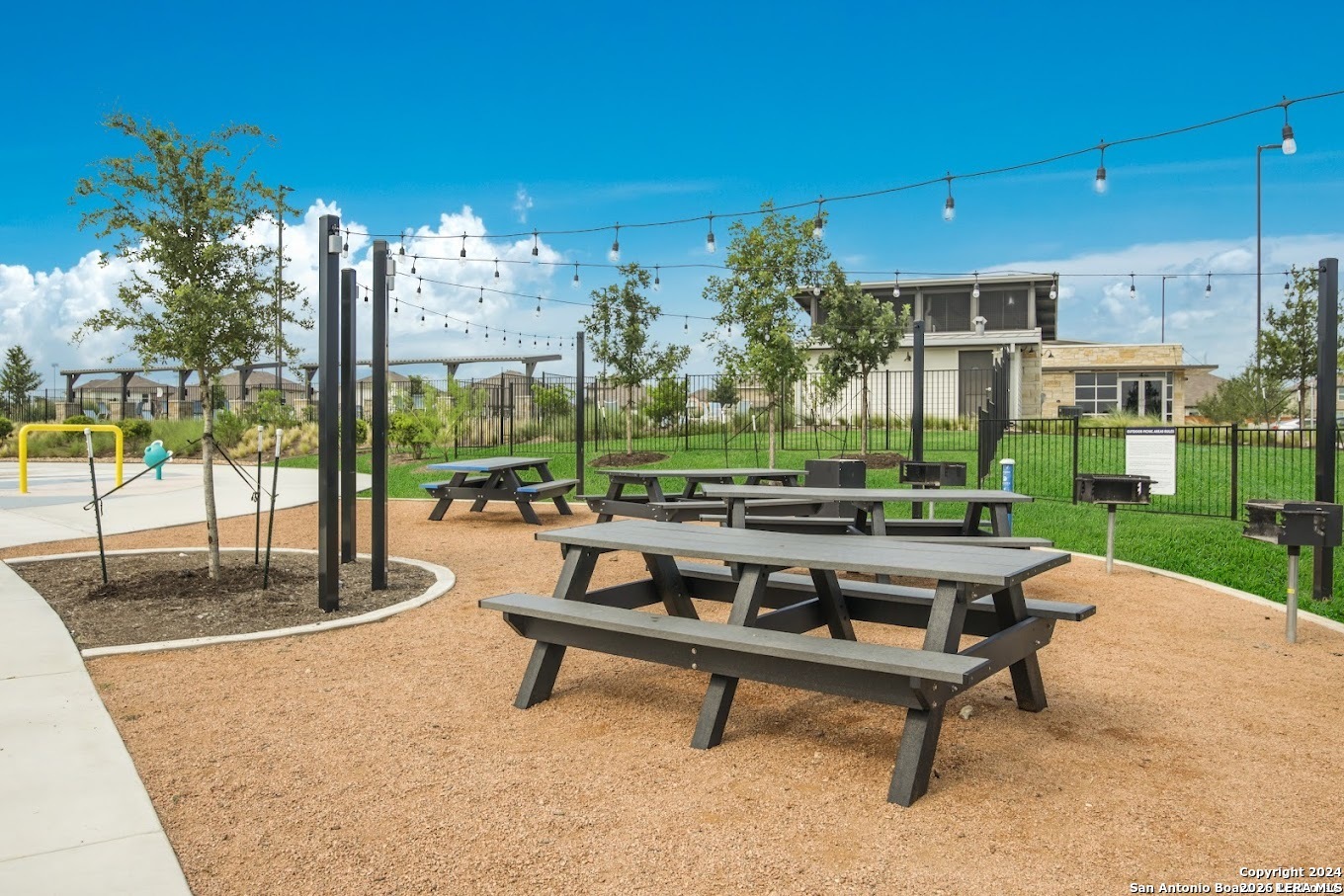 309 Valiant Valley Cibolo TX 78108