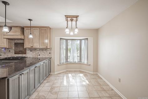 491 State Highway 97 E Floresville TX 78114