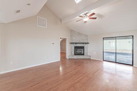 491 State Highway 97 E Floresville TX 78114