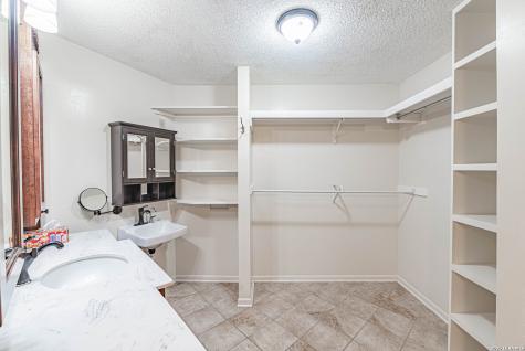 491 State Highway 97 E Floresville TX 78114