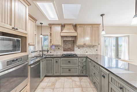 491 State Highway 97 E Floresville TX 78114