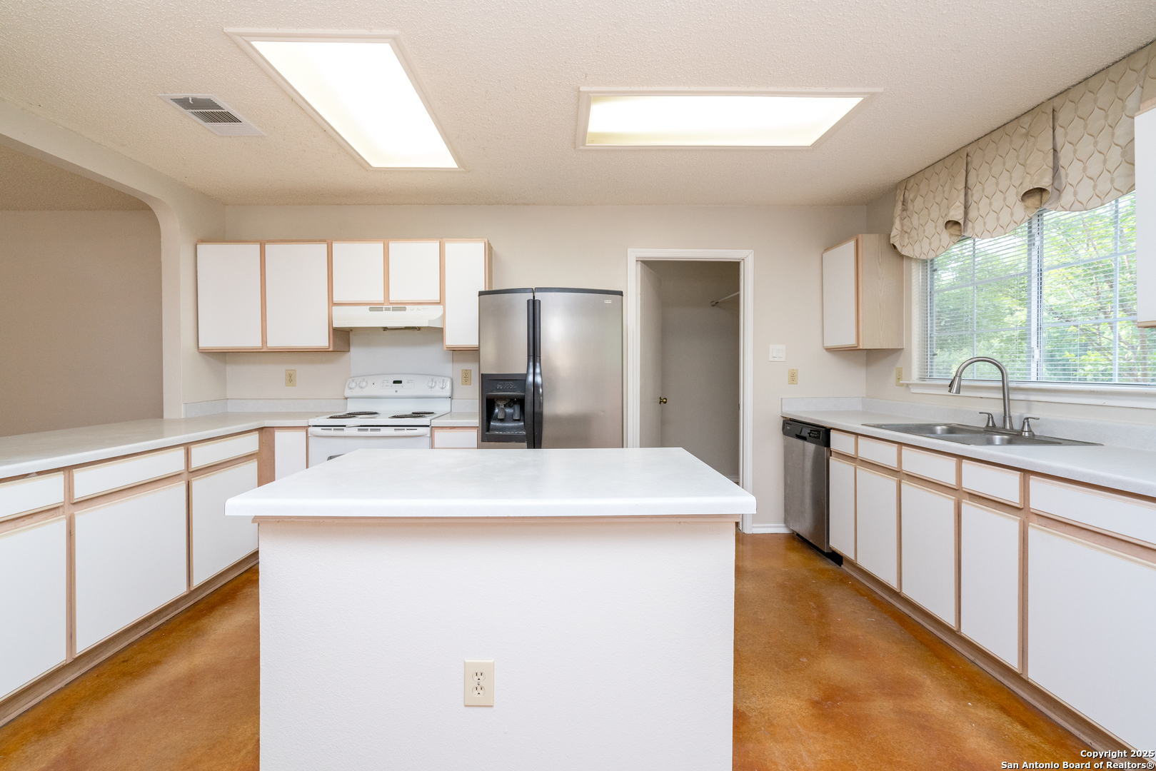 5731 Bypass San Antonio TX 78244