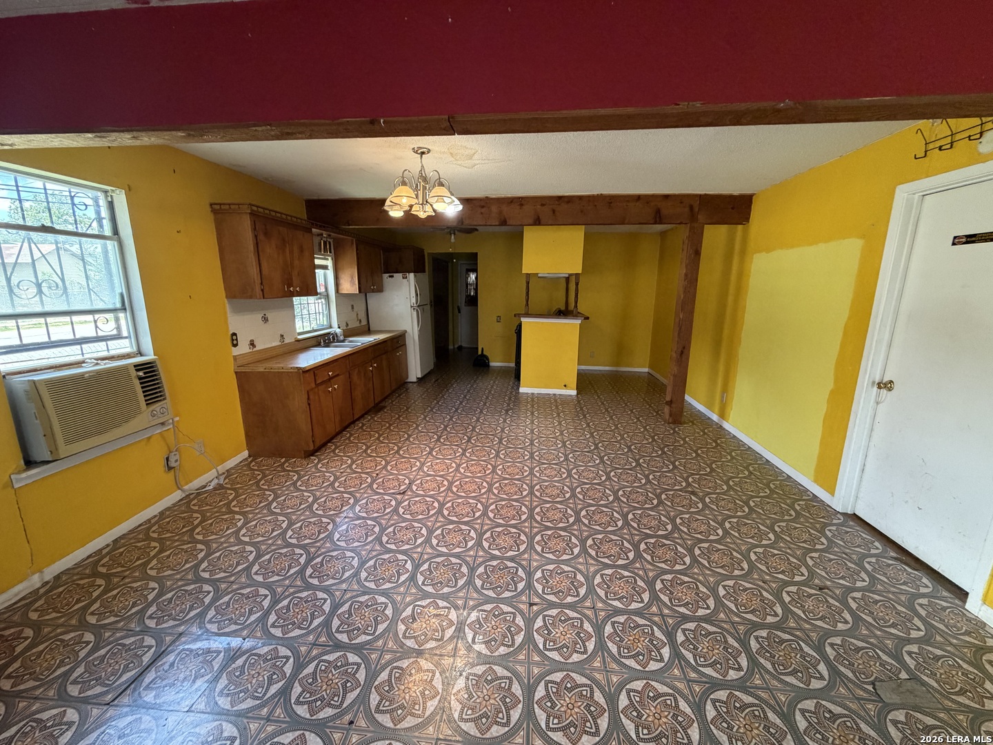 378 N San Ignacio San Antonio TX 78237