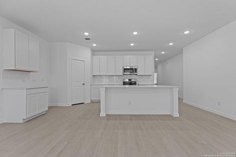 1233 Twisted Creek New Braunfels TX 78130