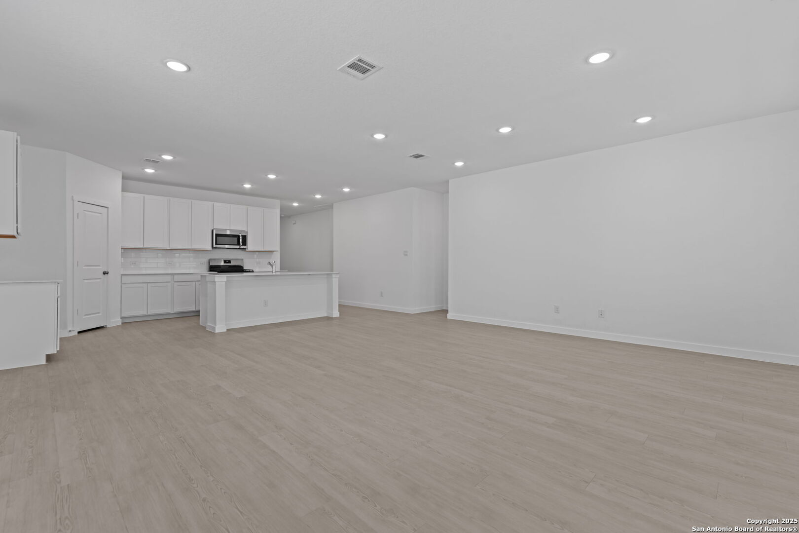 1233 Twisted Creek New Braunfels TX 78130
