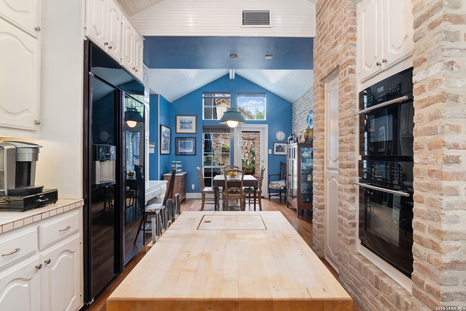 6 Plum Lane San Antonio TX 78218