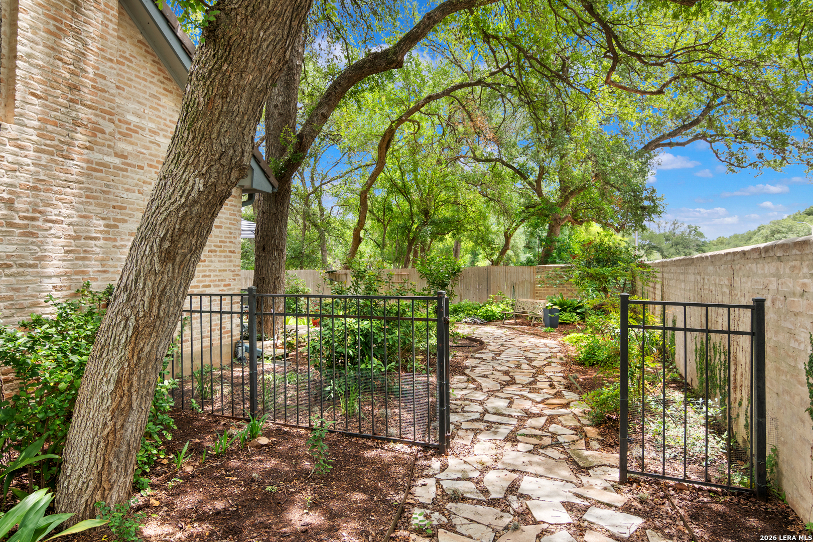 6 Plum Lane San Antonio TX 78218