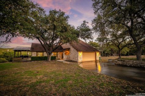115 Sprecken Isle Canyon Lake TX 78133