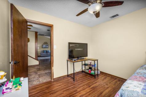 115 Sprecken Isle Canyon Lake TX 78133
