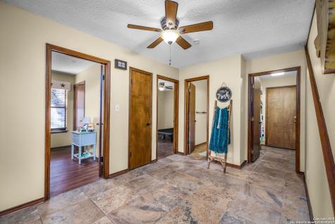 115 Sprecken Isle Canyon Lake TX 78133