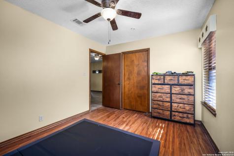 115 Sprecken Isle Canyon Lake TX 78133