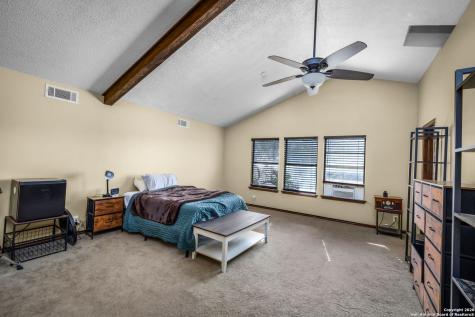 115 Sprecken Isle Canyon Lake TX 78133