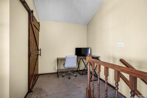 115 Sprecken Isle Canyon Lake TX 78133